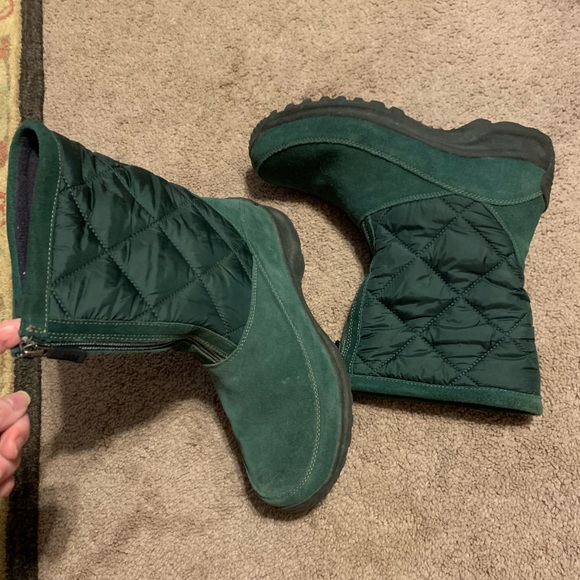 Lands' End Shoes - 9.5 B Lady's Lands' End Snow & Weather Boots